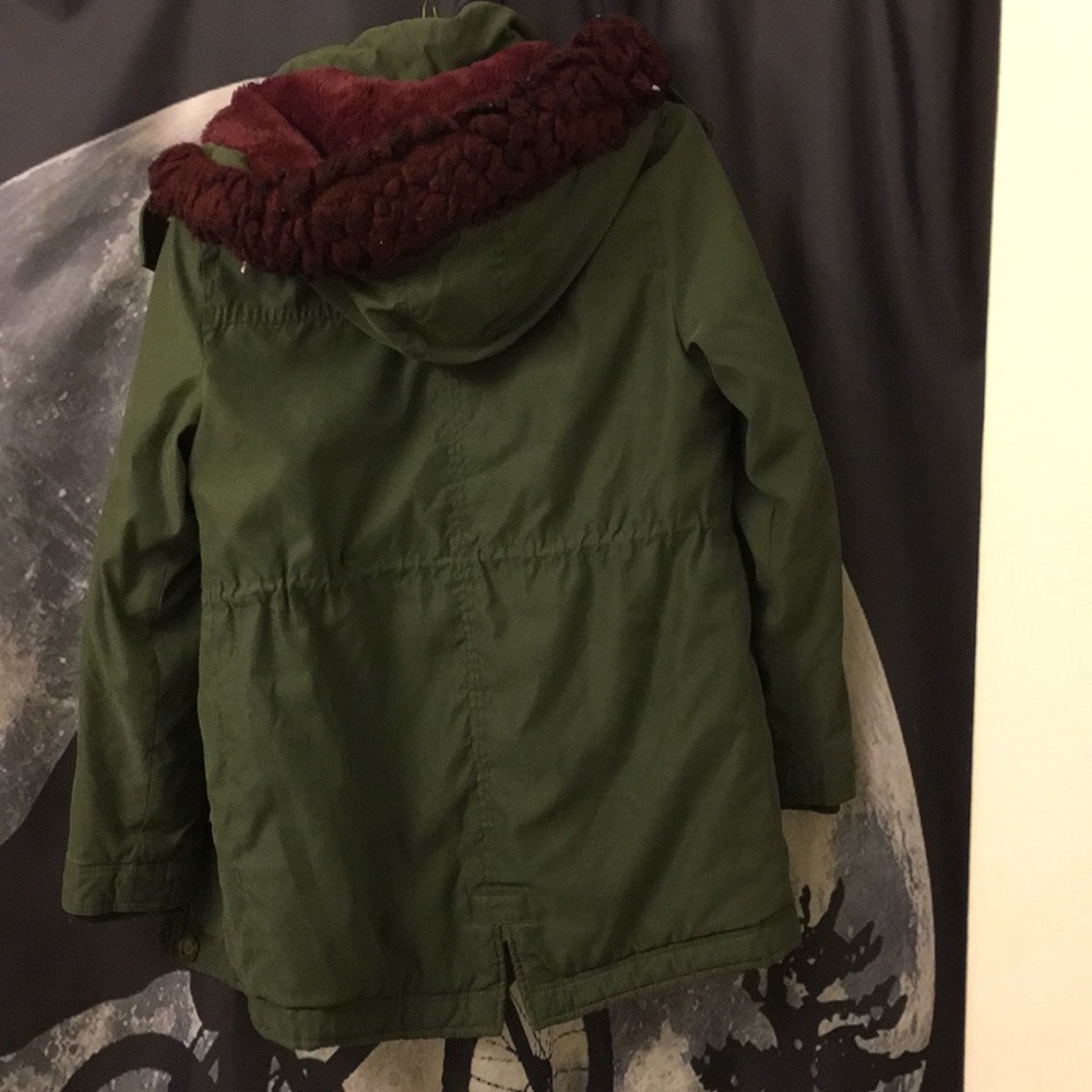 Coat - Picture 4 of 4